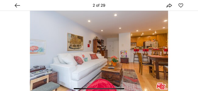 Foto del edificio - 4705 Kester Ave