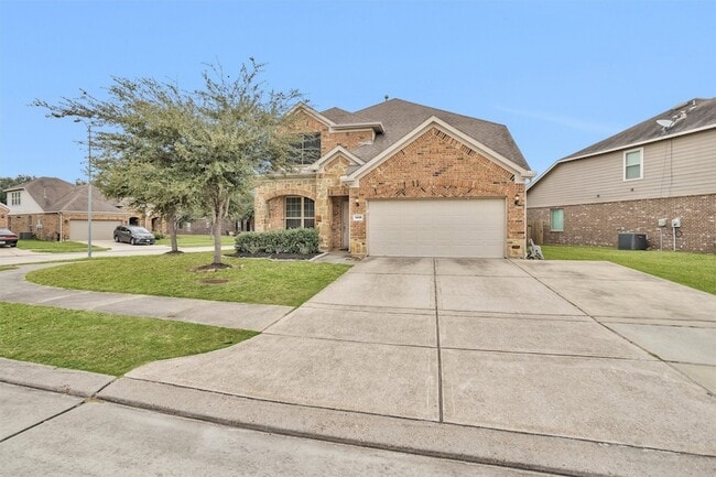 Foto del edificio - 13405 Clayton Lake Ln