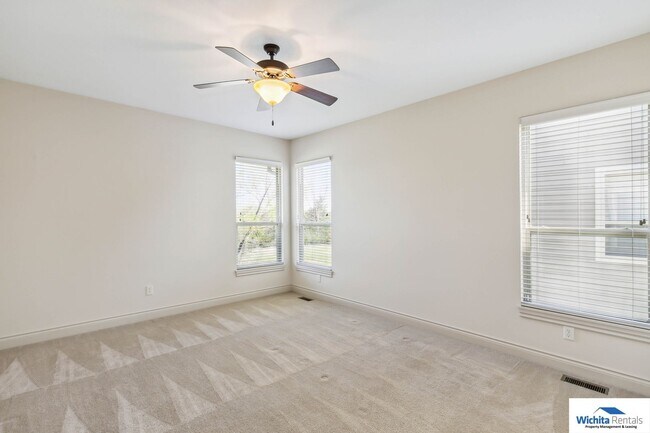 Foto del edificio - 11602-11604 Summerfield