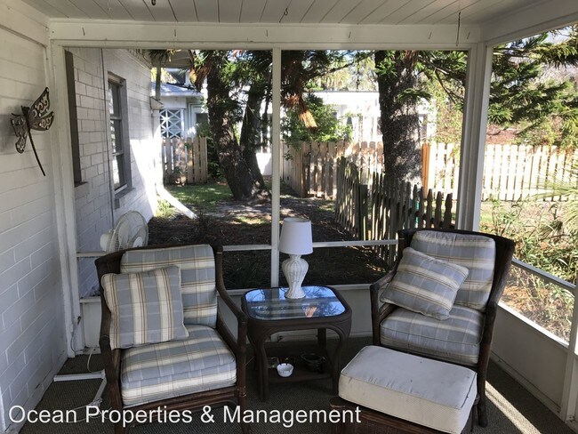 Building Photo - 211 Canova Dr