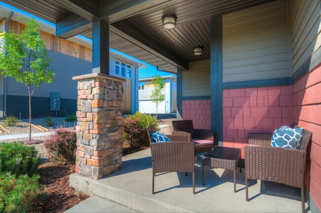 Foto del edificio - 2338 Gallatin Green Blvd