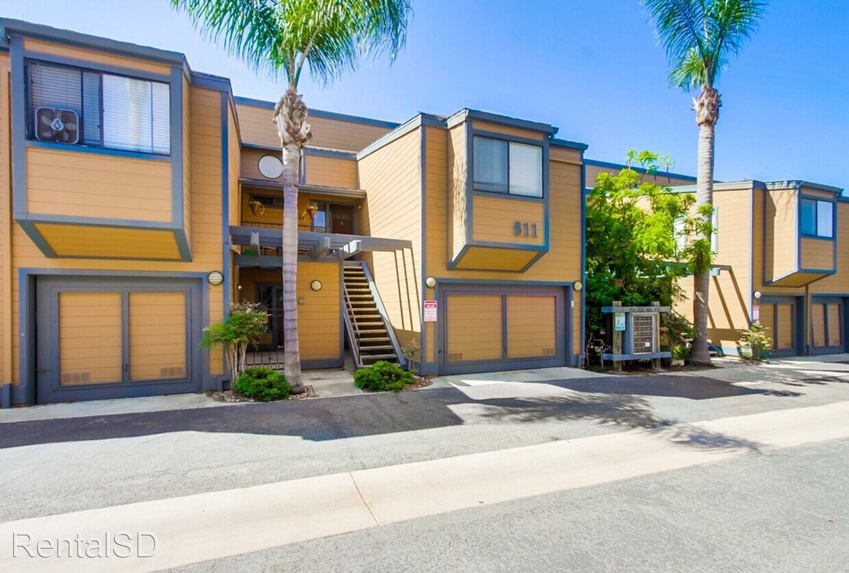 Foto principal - 2 br, 2.5 bath House - 811 Kalpati Cir., A...