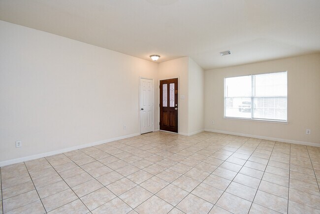 Foto del edificio - 15502 Hensen Creek Dr