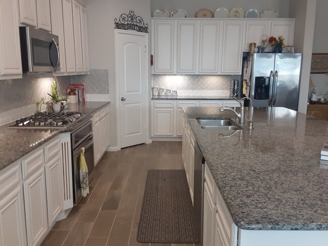 Foto del edificio - 8330 Sands Bank Ln