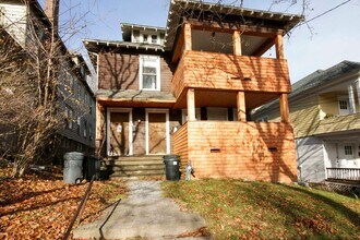 Building Photo - 519-521 Clarendon St