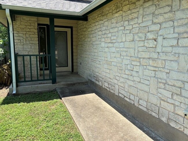 Foto del edificio - 2607 Howellwood Wy