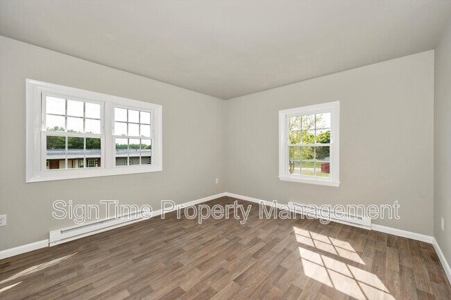 Foto del edificio - 15207 National Pike