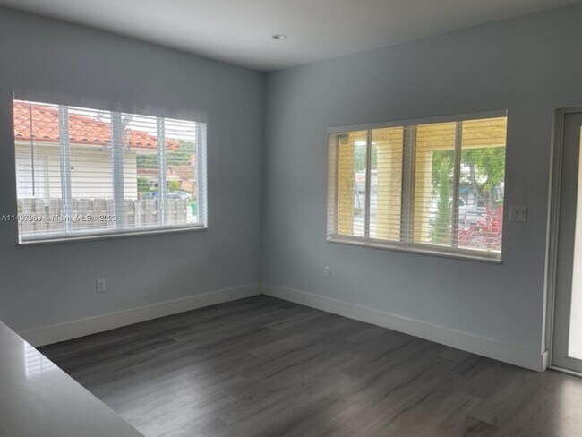 Foto del edificio - 1822 NW 4th St