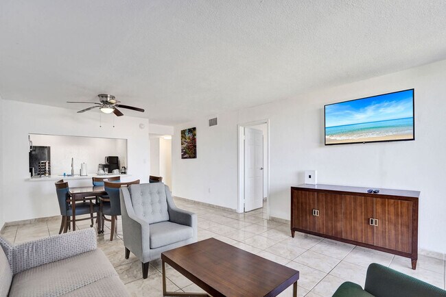 Foto del edificio - 777 NW 155th Ln