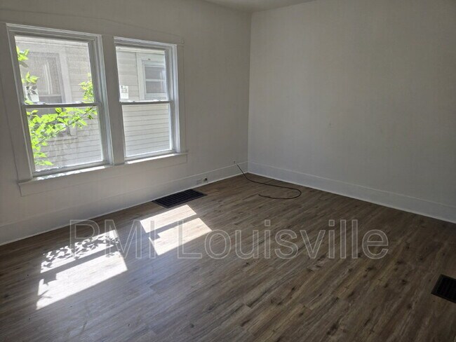 Foto del edificio - 4018 Vermont Ave