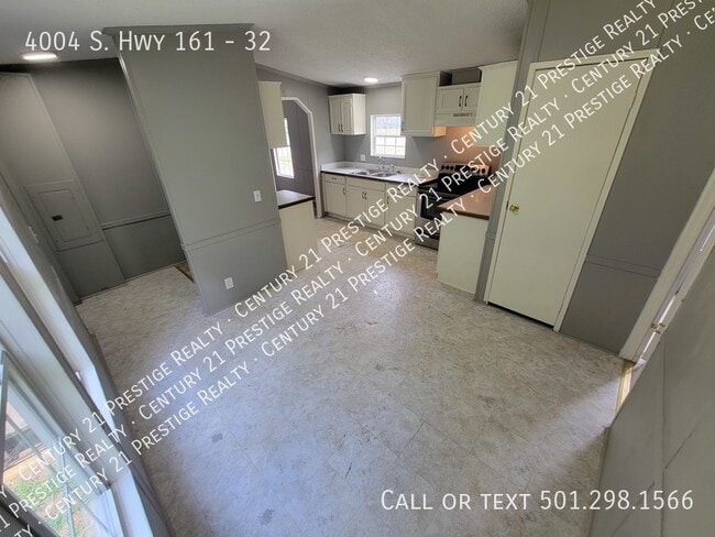 Building Photo - 4004 AR-161