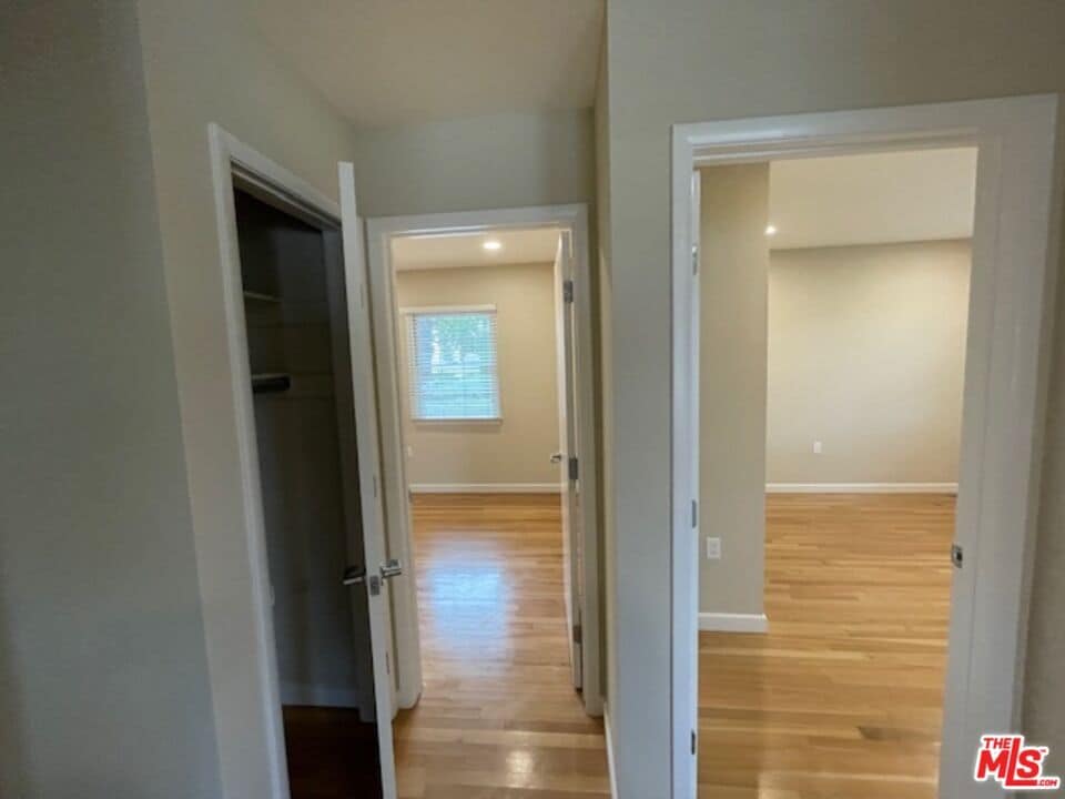 Building Photo - 1633 Penmar Ave