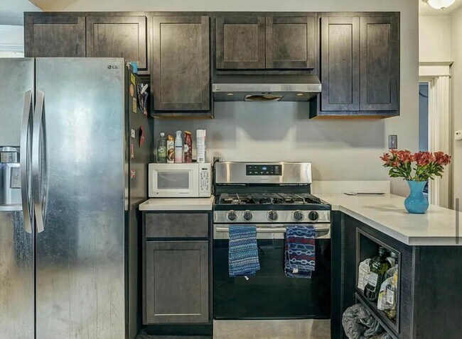 Foto del edificio - 6415 Cates Ave