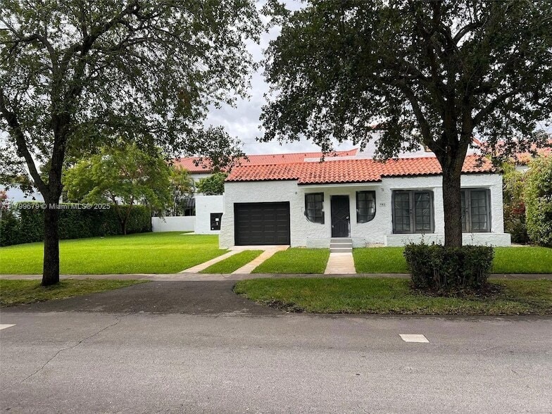 Building Photo - 434 Aragon Ave