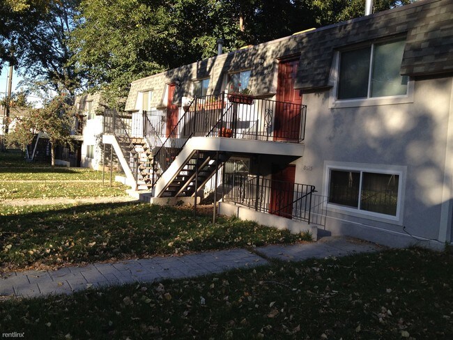 Foto del edificio - 8615 S Harrison St