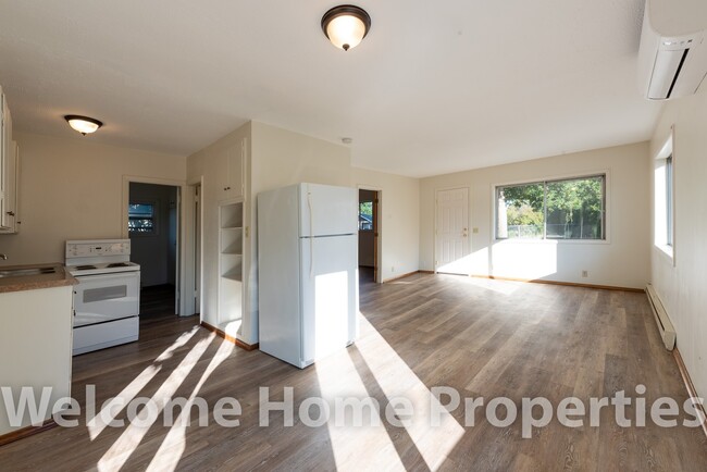 Foto del edificio - Cozy Clean and Quiet Home with Yard
