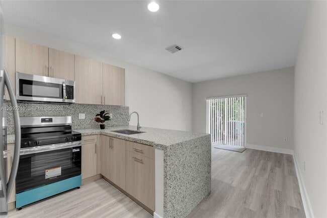 Building Photo - 11245 SW 231st Ln