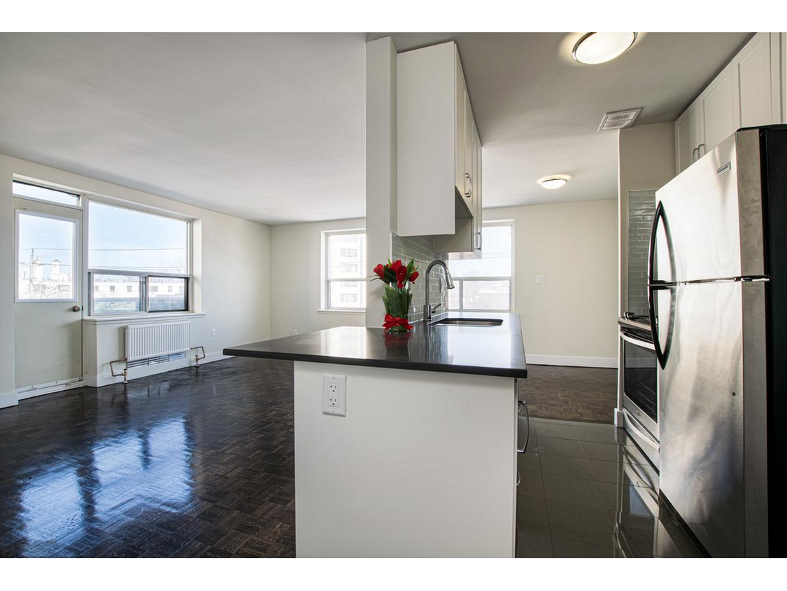 Humber Park Apartments 2220 Weston Rd Toronto, ON