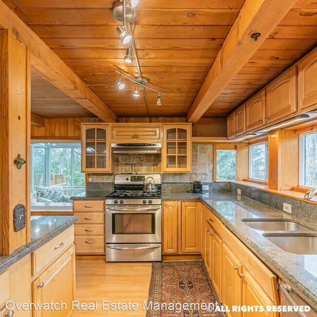 Building Photo - 3 br, 2 bath House - 14931 Snowshoe Lane