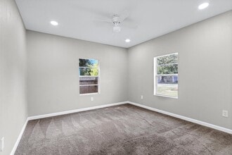 Building Photo - 4114 Hoffman St Building Photo - 4114 Hoffman St