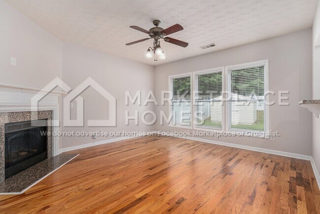 Foto del edificio - 1576 Thornwick Trace