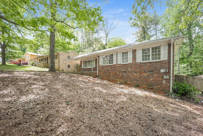 Building Photo - 3639 Telstar Dr