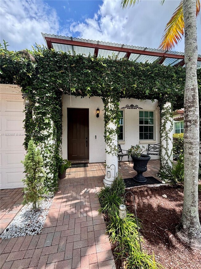 Building Photo - 8080 NW 126th Terrace
