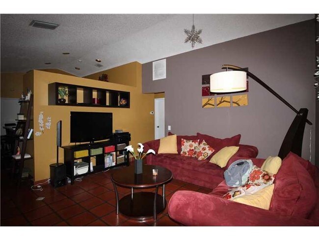 Building Photo - 1465 Mira Vista Cir