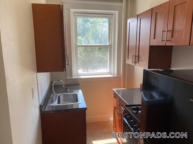 Primary Photo - 1167 Boylston St