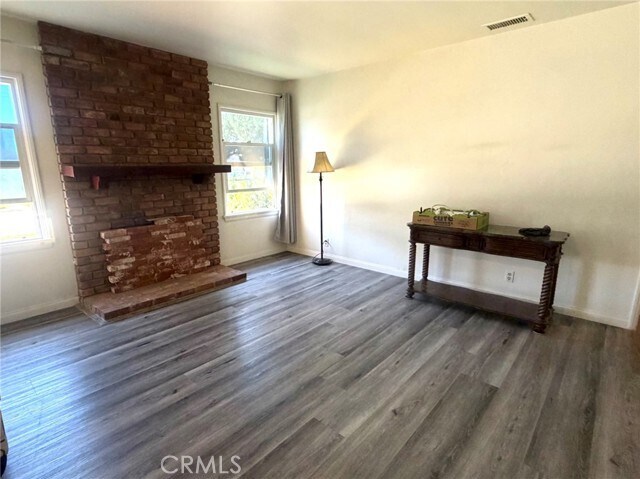 Foto del edificio - 1023 E Thelborn St