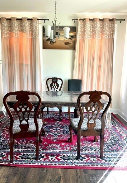 Foto del edificio - 10359 Paper Birch Dr