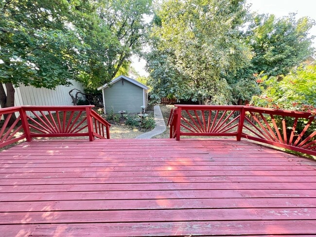 Foto del edificio - 3 bed 3 bath available!