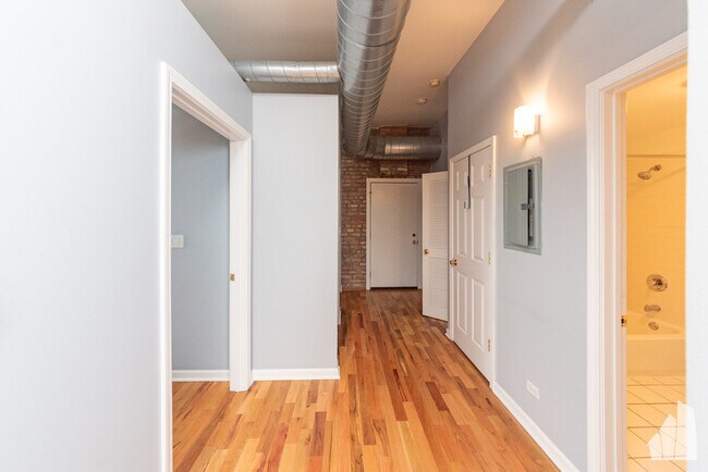 Foto del edificio - 1822 S Bishop St