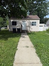 Building Photo - 1202 S 20th St