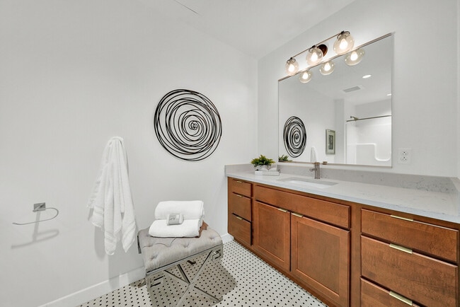 Building Photo - Hobbs Building