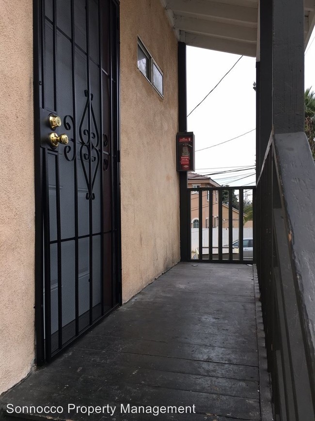 Foto del edificio - 405 E Esther St