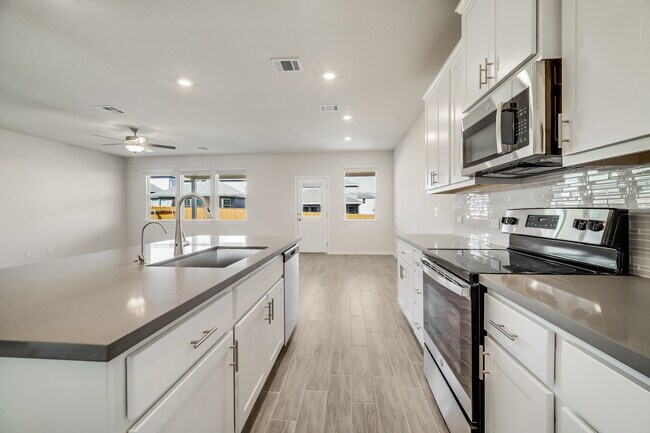 Building Photo - 160 Andesite Trl
