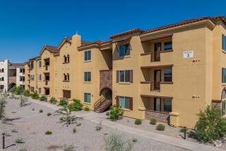 Building Photo - Marlowe Peoria Place