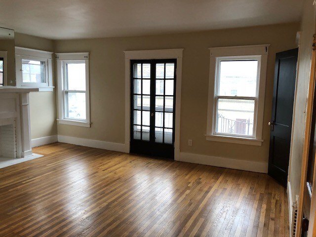 Building Photo - 102 Fairchild Pl