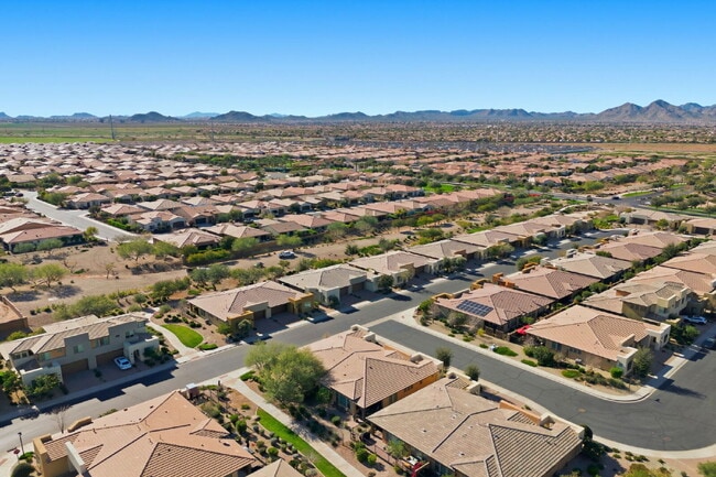 Photo - 35989 N Kennedia Ln - Encanterra - Awesome Rental - Social Membership Included! Apartment