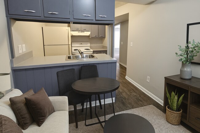 Foto del edificio - Spacious 2 bedroom 2 bath apartments in Harrison Township!