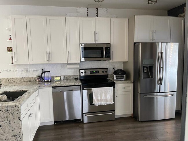 Foto del edificio - 3065 N 36th Ave
