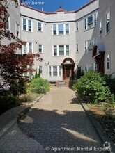 Building Photo - 156 Magazine St