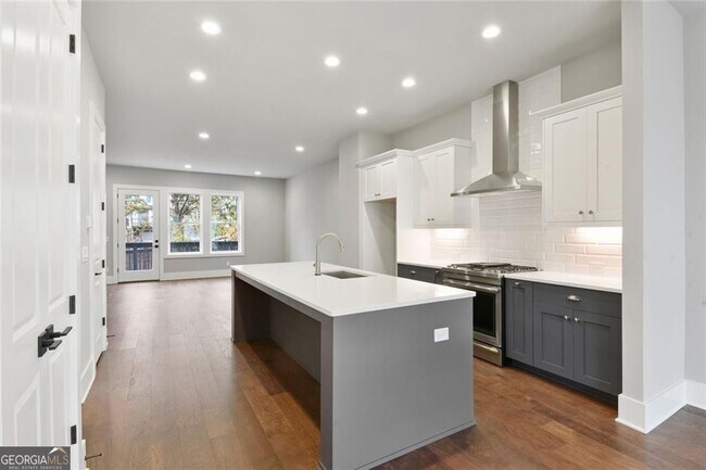 Foto del edificio - 302 Gibson St SE