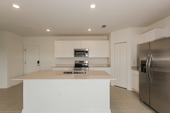 Building Photo - 3683 Hardman Dr