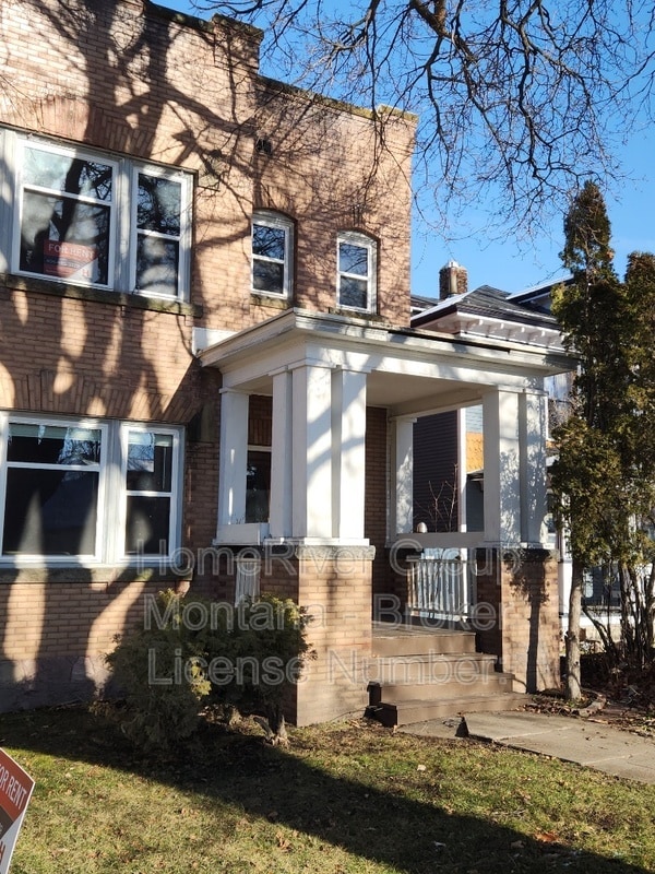 Building Photo - 534 S 3rd St W