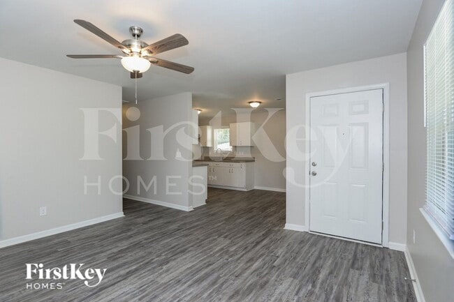 Foto del edificio - 3018 Amay James Ave