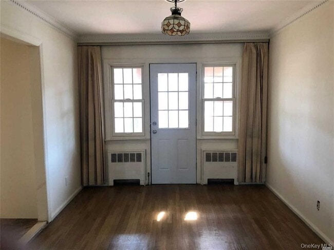 Foto del edificio - 563 Albemarle Pl