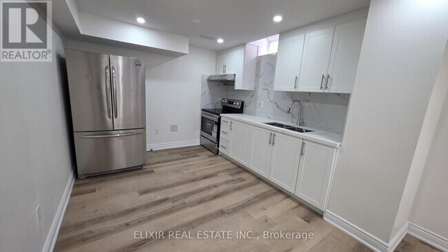 Photo du bâtiment - 41 Blair Crescent