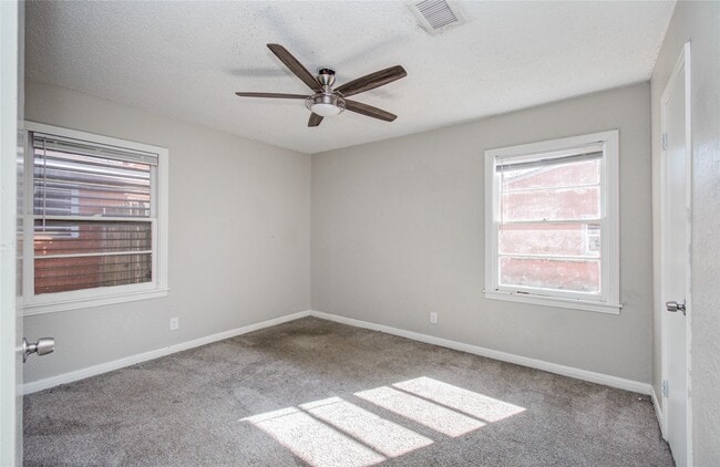 Foto del edificio - 1913 2nd Ave N